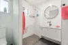 2/36 SAUNDERS Street, Point Vernon, Qld 4655-Image