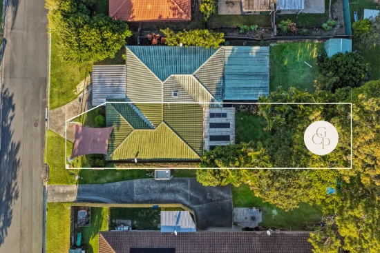 2/4 Ash Court, Arundel, Qld 4214