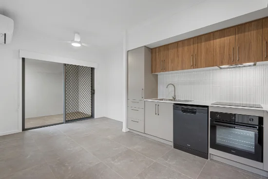 2/41 Ratnam Rd, Redbank Plains, Qld 4301 - For Rent