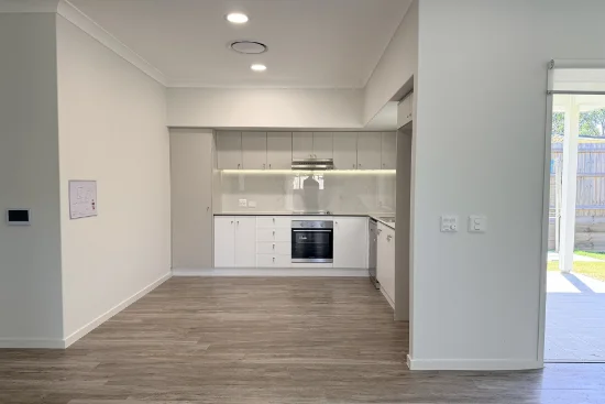 2/43a Hart Street, Beaudesert, Qld 4285