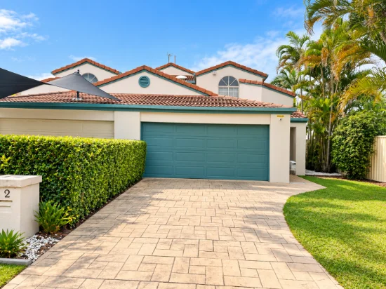 2/45 Markham Ave, Runaway Bay, Qld 4216
