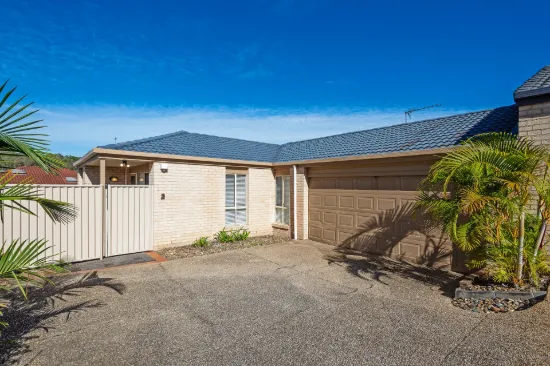 2/497 Pine Ridge Road, Runaway Bay, Qld 4216