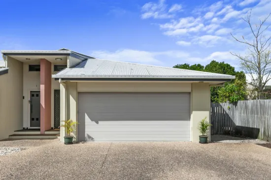 2/5 Pembridge Cct, Urraween, Qld 4655