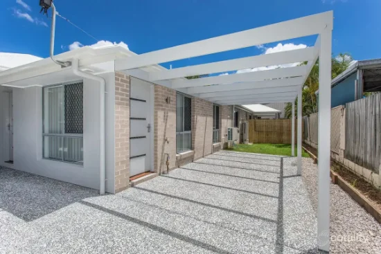 2/5 Woodlands Avenue, Petrie, Qld 4502