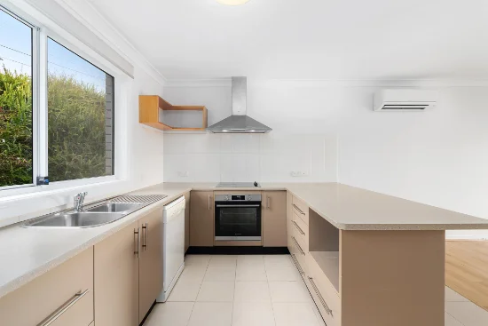 2/50 Bertana Crescent, Warriewood, NSW 2102