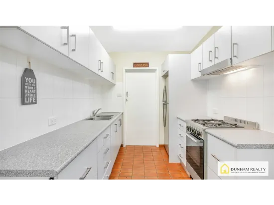 2/6 English Street, Manunda, Qld 4870