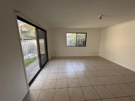2/7 Fox Avenue, Southport, Qld 4215