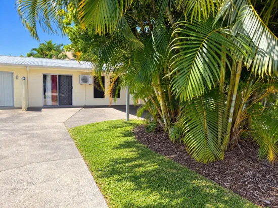 2/8 Trochus Close, Trinity Beach, Qld 4879