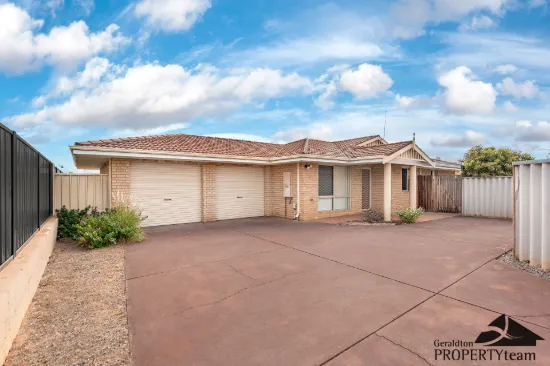 2/80 Mcaleer Drive, Mahomets Flats, WA 6530