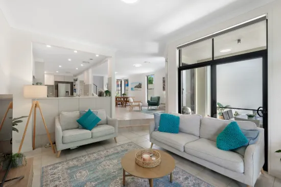 2005/1 The Vistas Drive, Carrara, Qld 4211