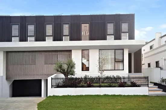 25 Narelle Crescent, Greenacre, NSW 2190