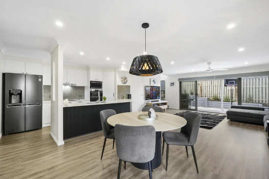 4/18 Carina Peak Drive, Varsity Lakes, Qld 4227