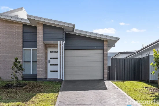 4 Chiswick Way, Thornton, NSW 2322