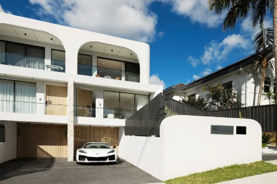 4b Rocklea Crescent, Sylvania, NSW 2224