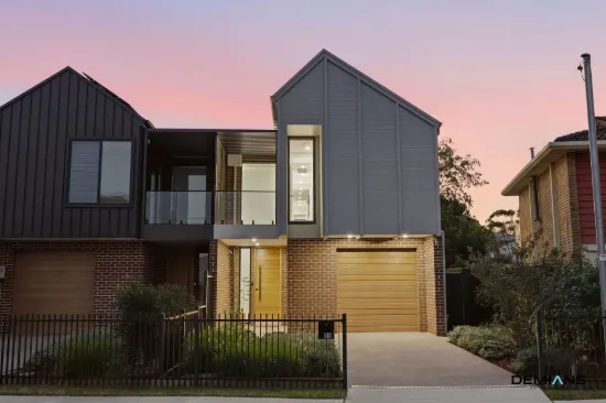 5a Josephine Crescent, Moorebank, NSW 2170