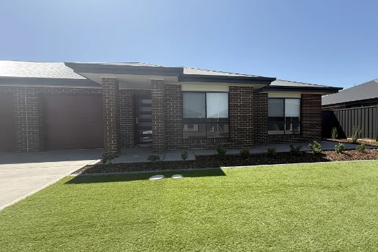 6 Bellman Circuit, Dubbo, NSW 2830