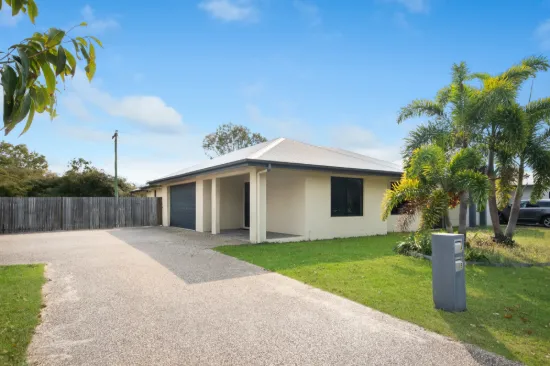 6 Wakeboard Circuit, Kelso, Qld 4815