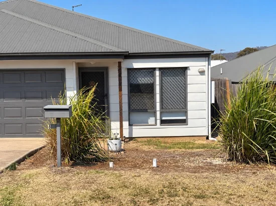 6B Cardamon Crescent, Glenvale, Qld 4350
