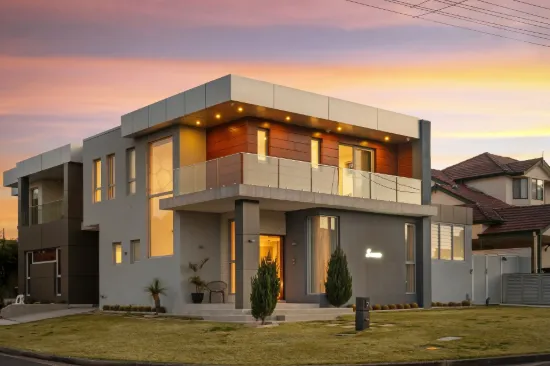 7 Burns Road, Picnic Point, NSW 2213