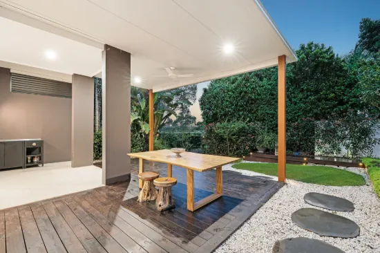7006B Vista Drive, Benowa, Qld 4217-Image