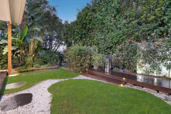 7006B Vista Drive, Benowa, Qld 4217-Image
