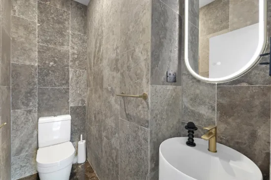 7006B Vista Drive, Benowa, Qld 4217-Image