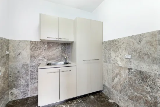 7006B Vista Drive, Benowa, Qld 4217-Image