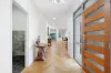 7006B Vista Drive, Benowa, Qld 4217-Image