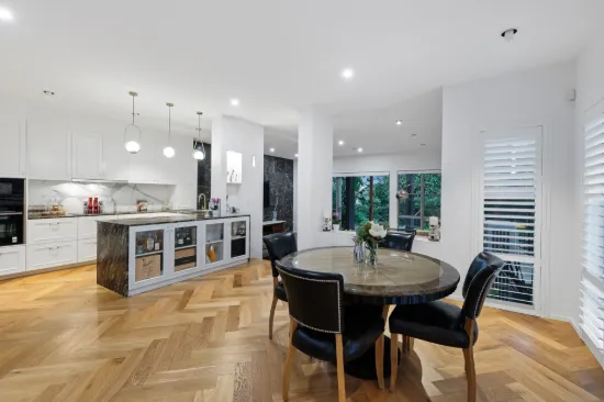 7006B Vista Drive, Benowa, Qld 4217-Image