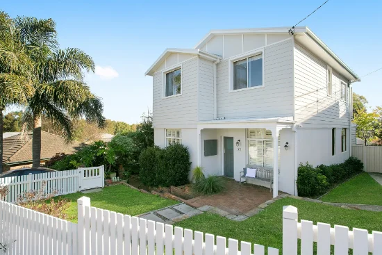 72 Lasseter Avenue, Chifley, NSW 2036