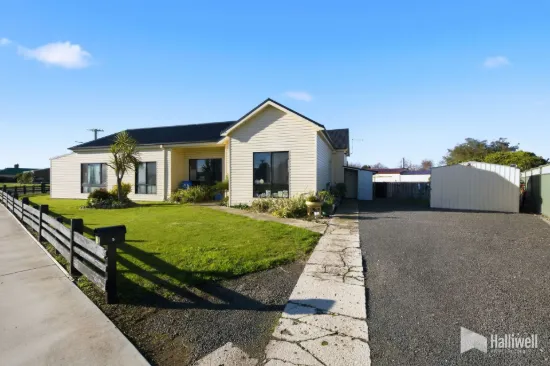 8 Alexandra Road, Ulverstone, Tas 7315