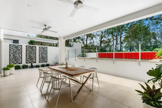 8002A Vista Drive, Benowa, Qld 4217-Image