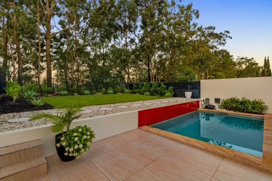 8002A Vista Drive, Benowa, Qld 4217-Image