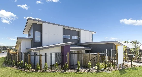 97 Lamington Drive, Redbank Plains, Qld 4301 - For Rent