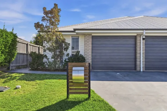 9A Meares Circuit, Thrumster, NSW 2444