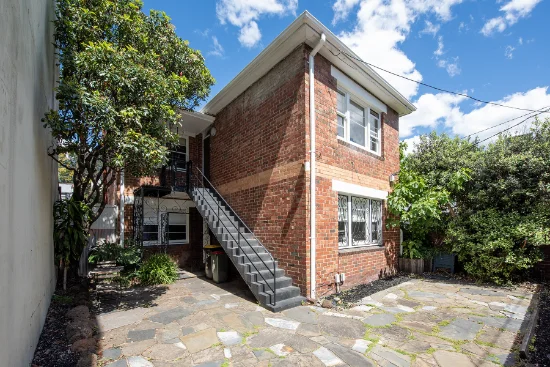 First Floor/2 Mcilwrick Street, Windsor, Vic 3181