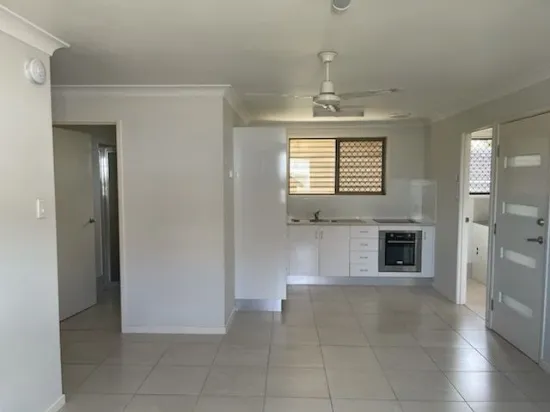 1/1B Wyper Street, Bundaberg South QLD 4670-Image