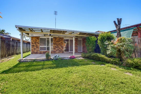 2/102 Amarina Avenue, Mooloolaba QLD 4557-Image