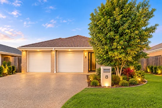 8 Wattle Grove, Boronia Heights QLD 4124-Image
