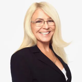 Bianca  Brown - Real Estate Agent
