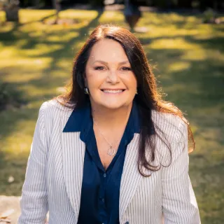 Lea  Turner - Real Estate Agent