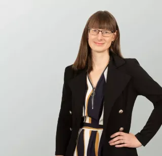 Suzanne King - Real Estate Agent