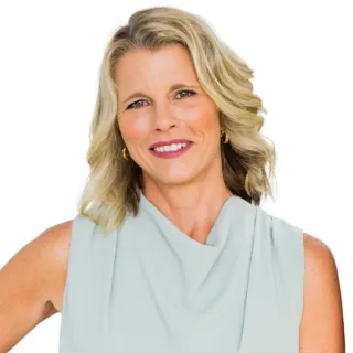 Terri-Anne Murray - Real Estate Agent