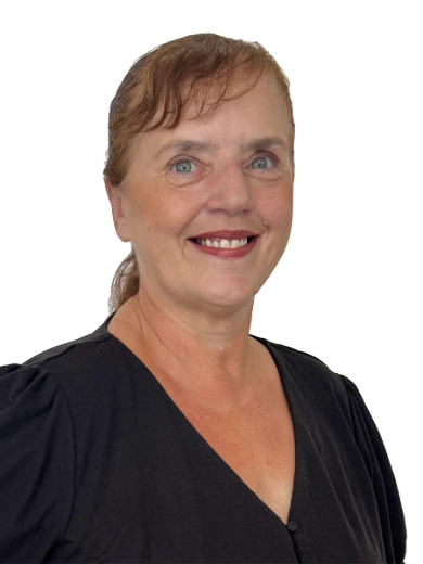 Yvette McCullough - Real Estate Agent at DJ Smith Property - Cairns