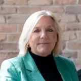 Debra Stevens - Real Estate Agent From - Ray White Sutherland Shire