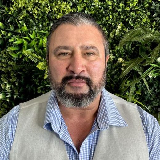 Salvatore Vasta - Real Estate Agent at Harcourts Chermside