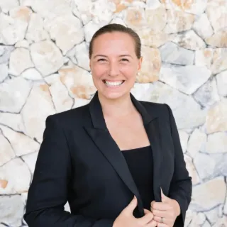 Jerri Harrison-Taylor - Real Estate Agent