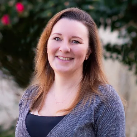 Elizabeth Bailey - Real Estate Agent at Ray White Upper North Shore 