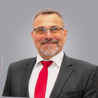 Edgar Giesel - Real Estate Agent