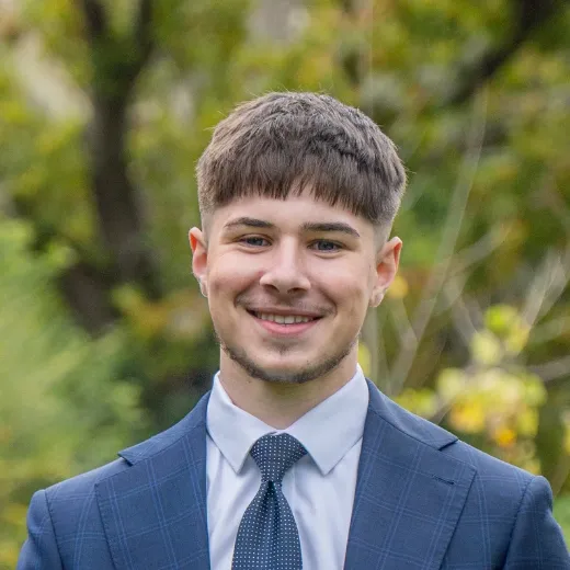 Alex Karpathakis - Real Estate Agent at Ray White - Oakleigh